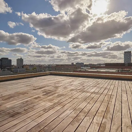 Modern Nordhavn Flat With A Rooftop Terrace *